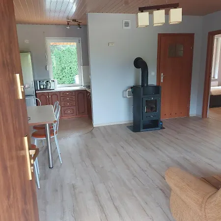 Letniskowy U Piotera Zolwieniec Casa vacanze Ślesin