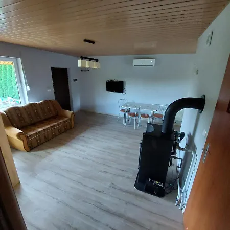 Letniskowy U Piotera Zolwieniec Casa vacanze *
